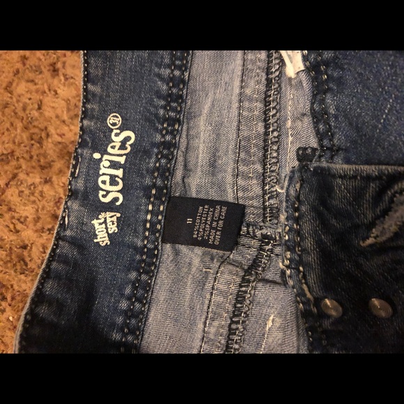 Jeans - Picture 2 of 3